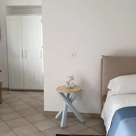 La Casa Delle Camelie Affittacamere Meta