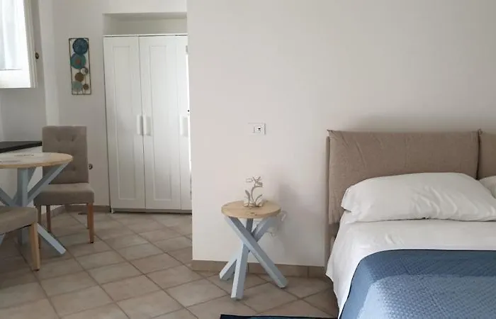 La Casa Delle Camelie Penzion Meta